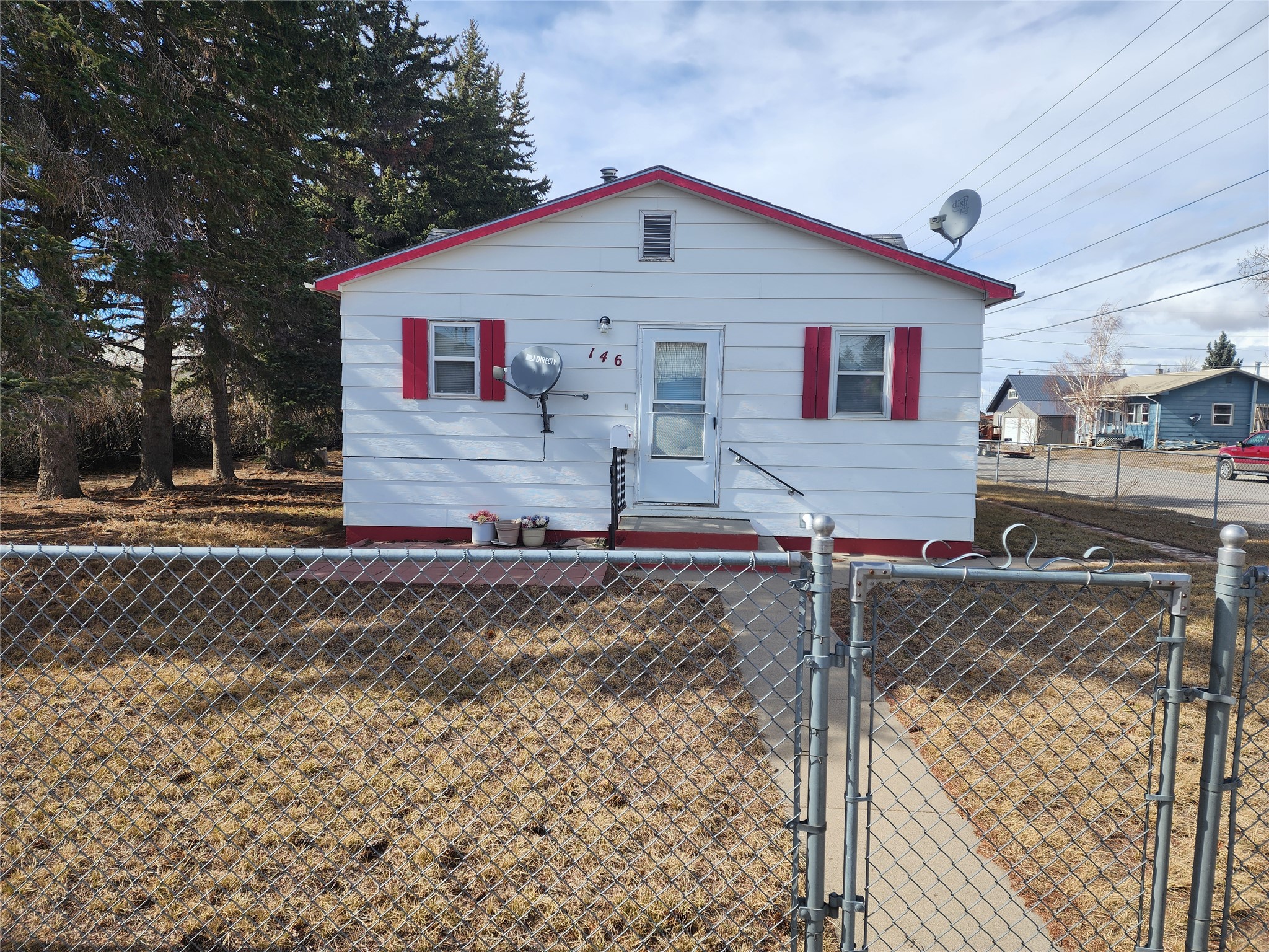 146 3rd Avenue NW