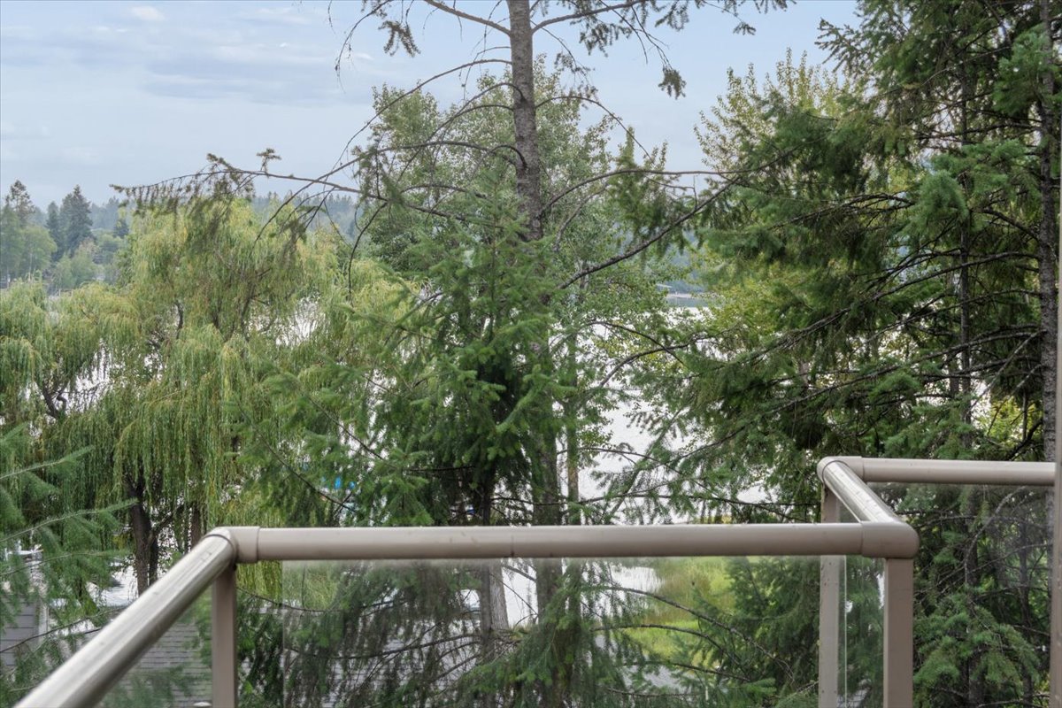 300 Bay Point Drive 16D
