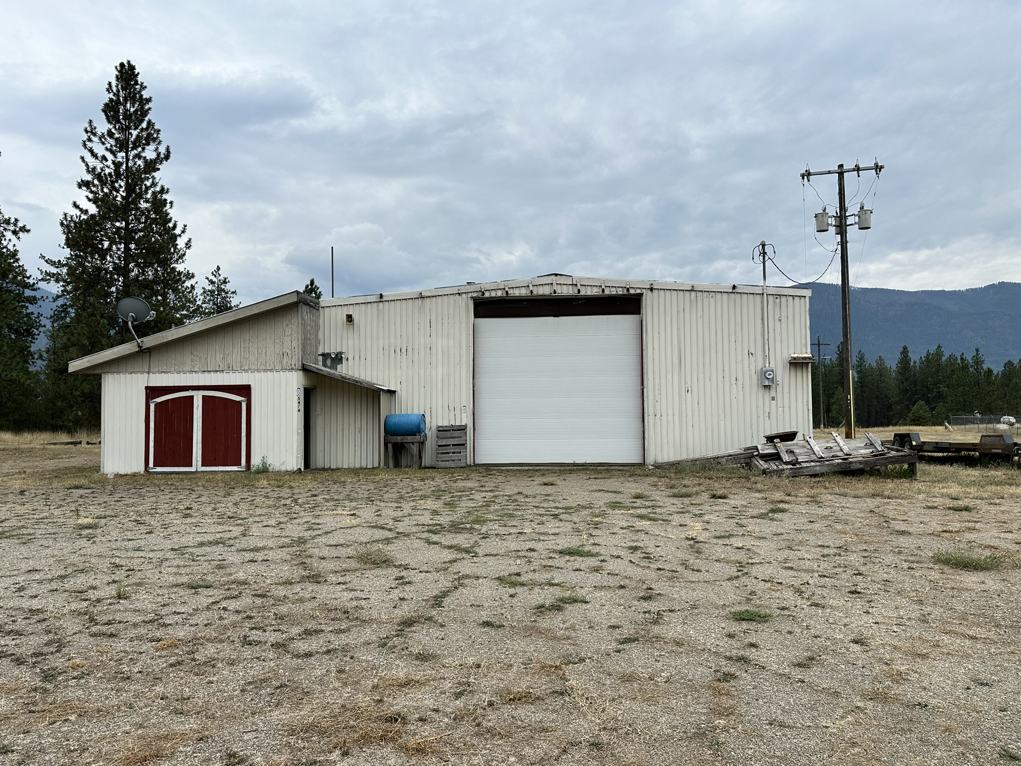 5476 MT Hwy 200