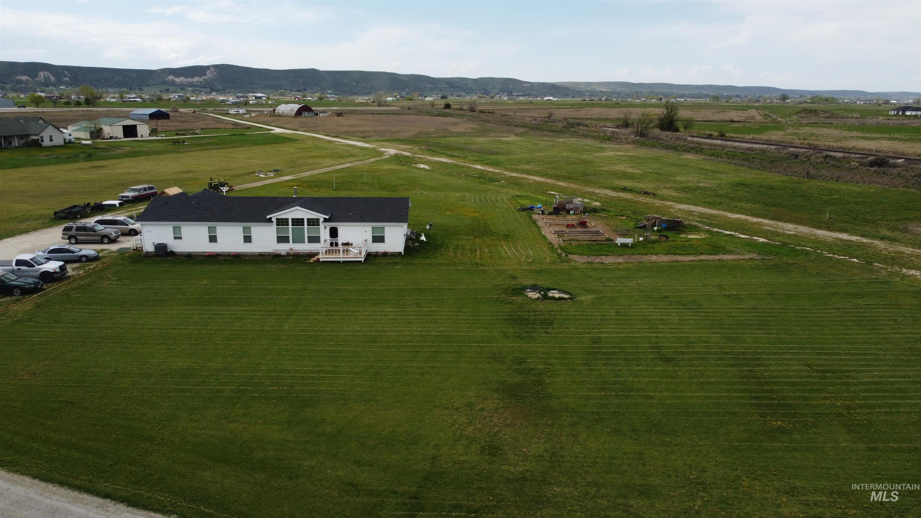 2385 Airport Road, Emmett ID 83617