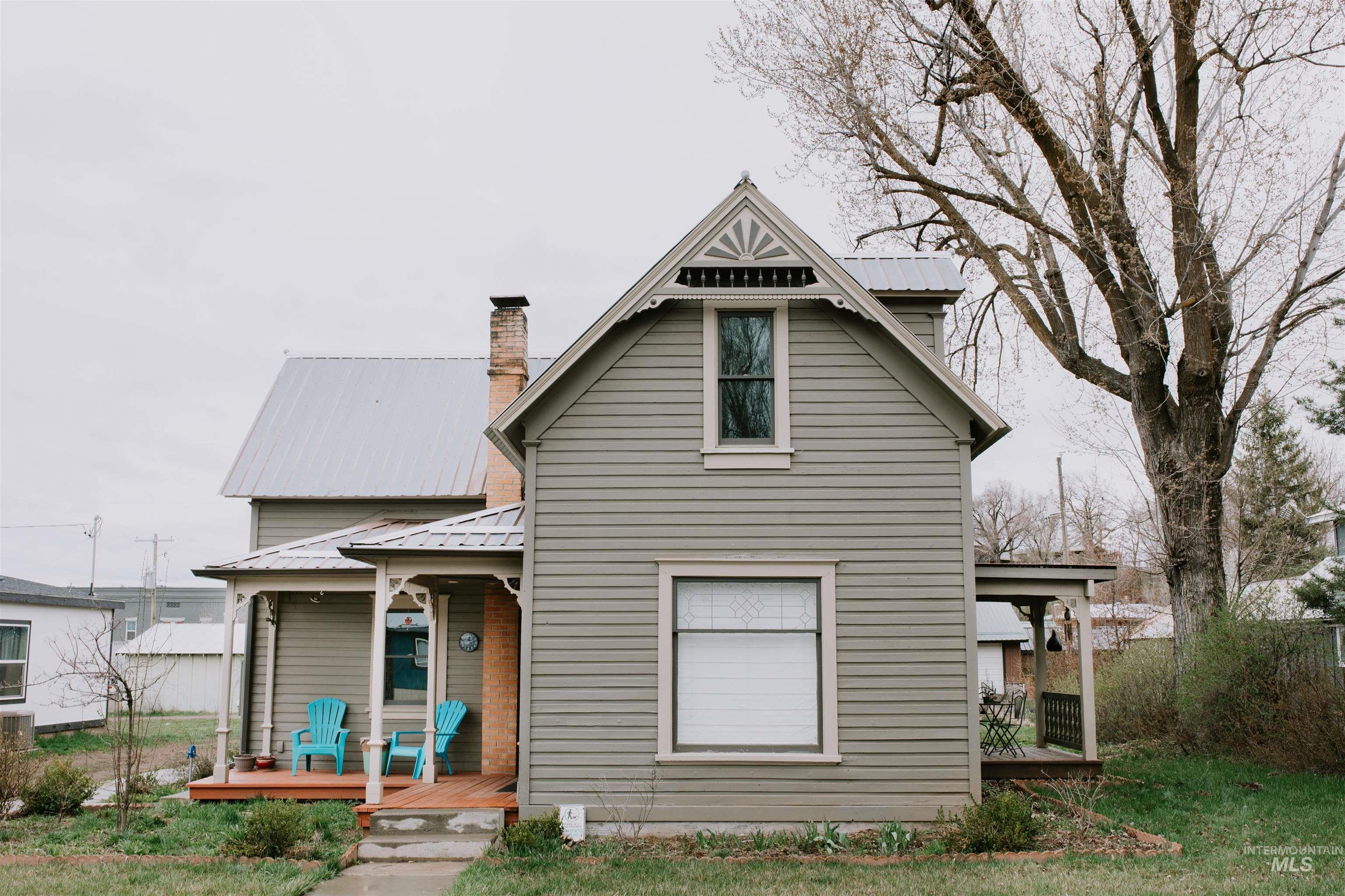 104 N Fairfield, Council ID 83612