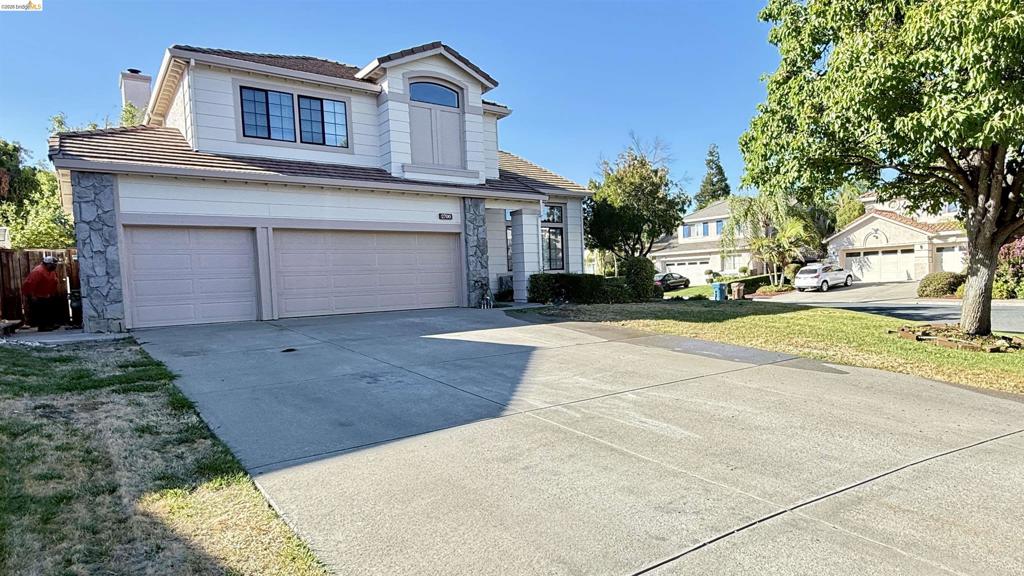 2700 Joshua Ct