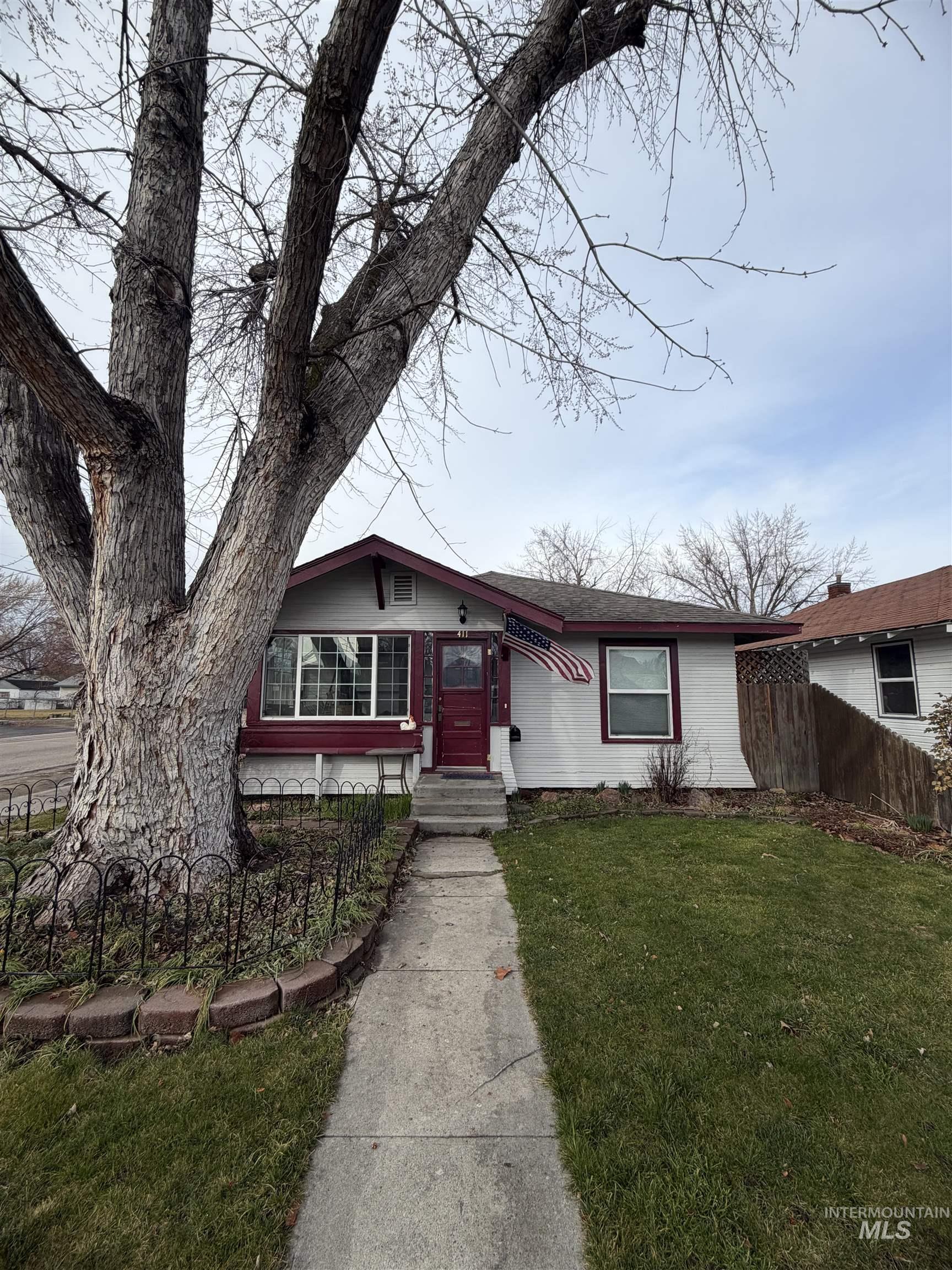 411 S Wardwell Ave, Emmett ID 83617