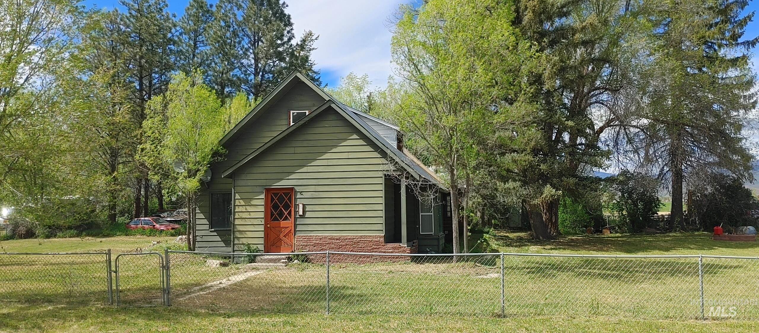 227 Alturas Ave, Fairfield ID 83327
