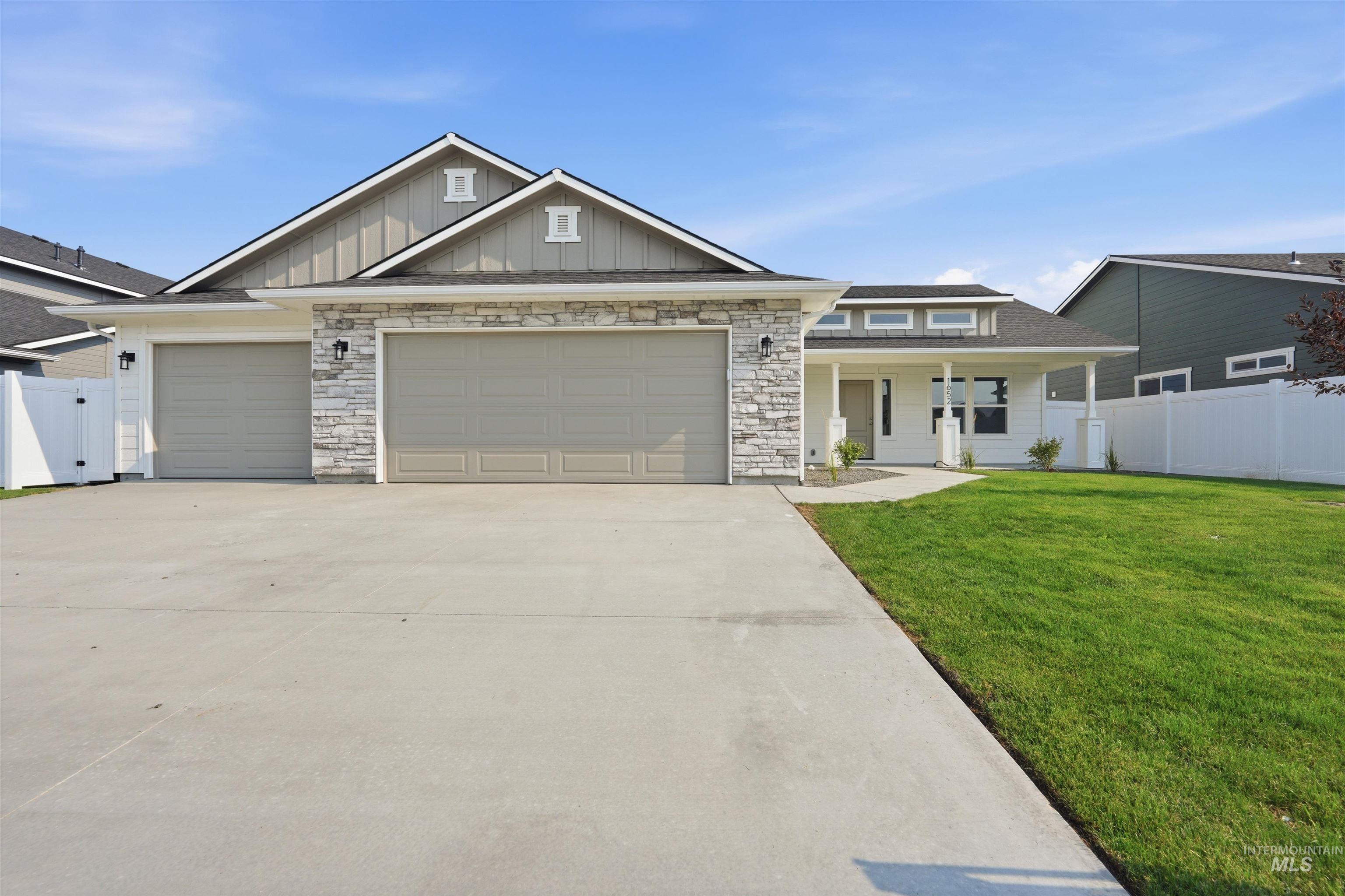 1652 Haystack Rd, Emmett ID 83617