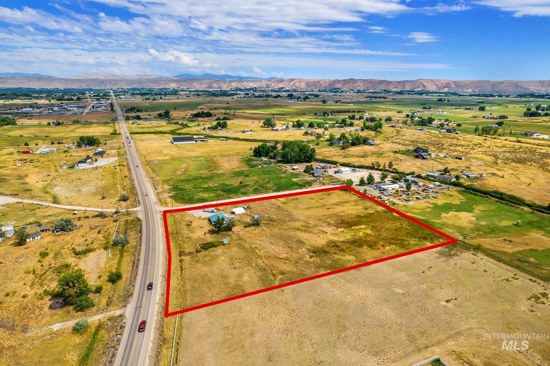 3251 Highway 52, Emmett ID 83617