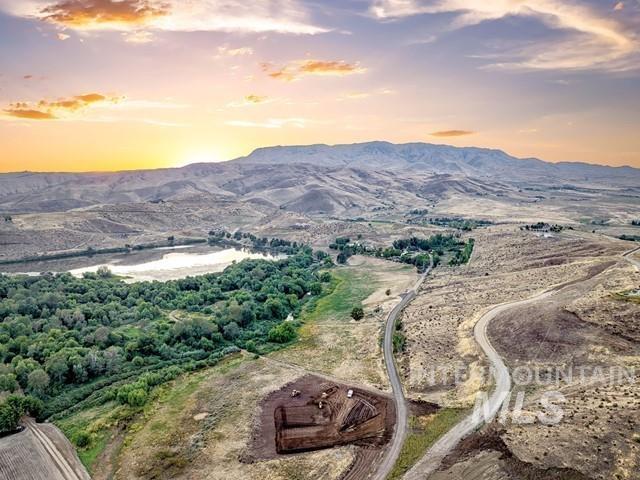 8755 Lagoon Lane, Emmett ID 83617