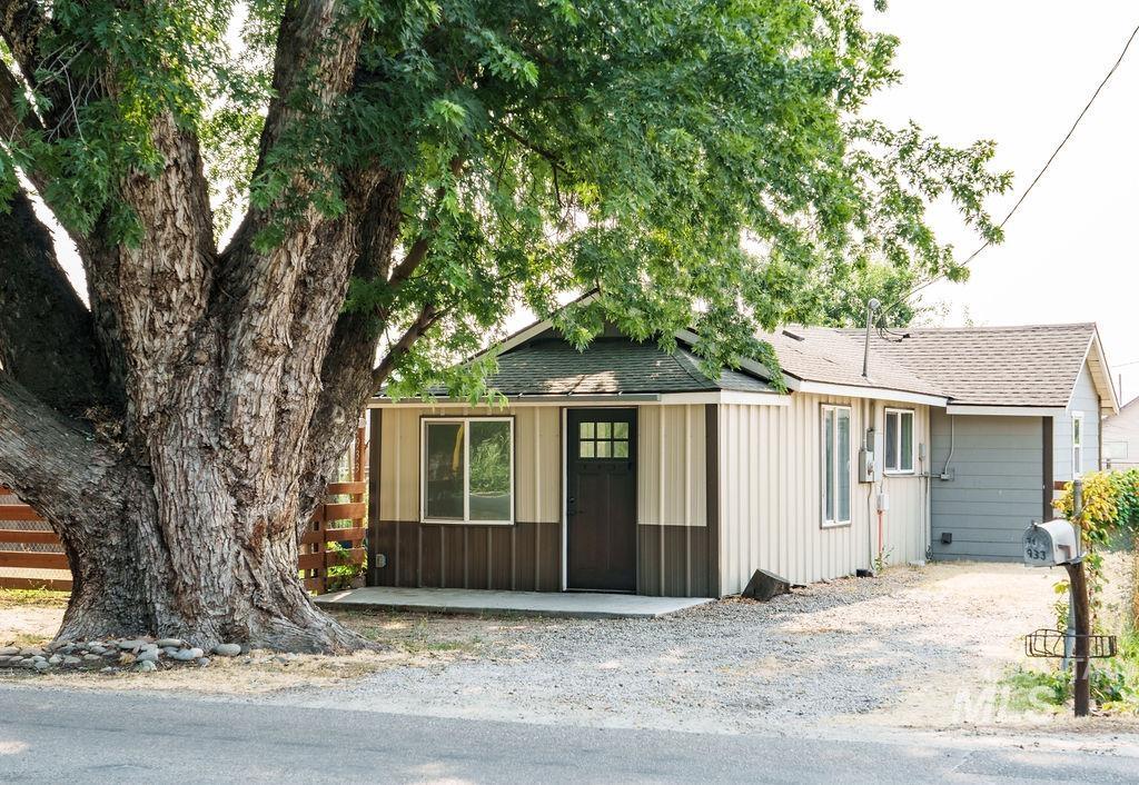 933 S Mill Road, Emmett ID 83617