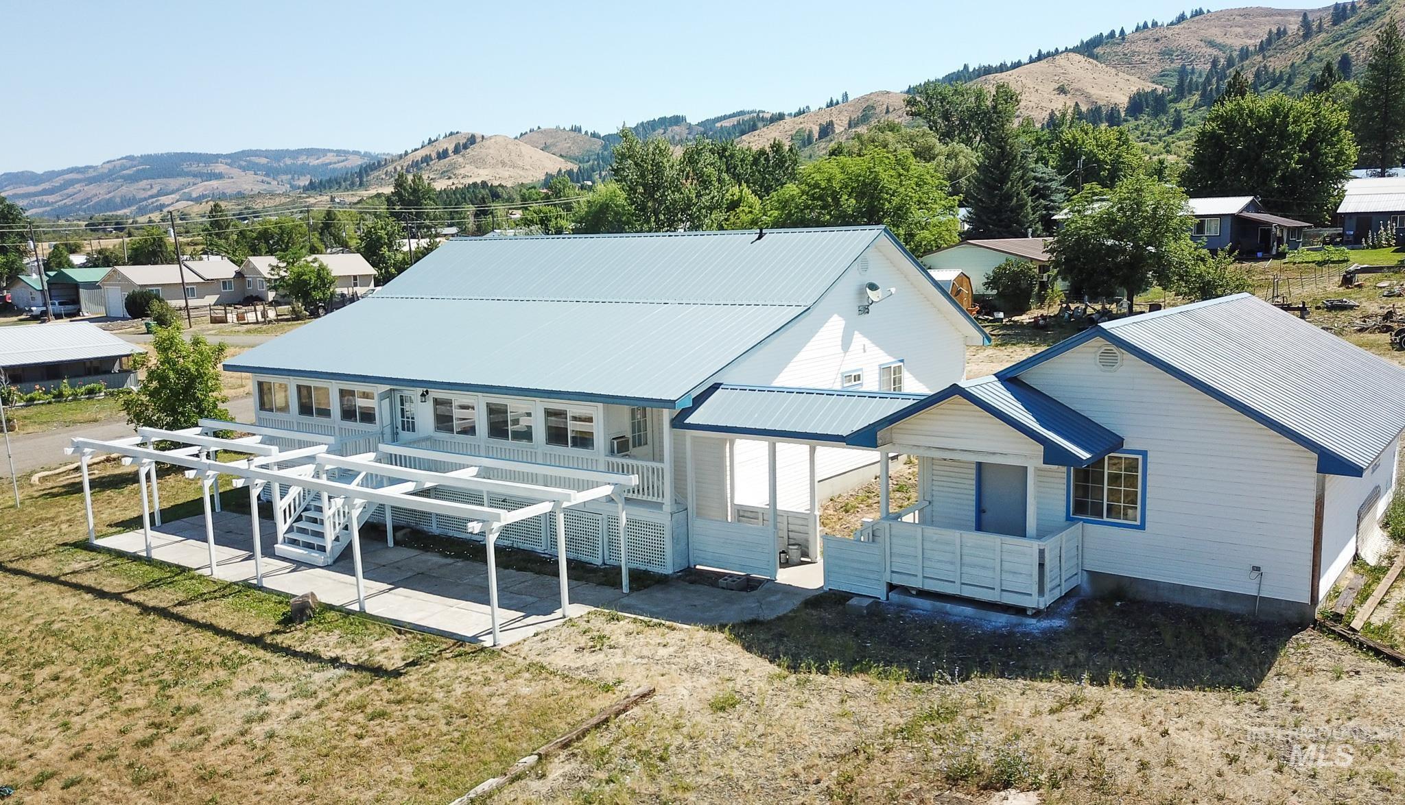 605 California Ave, Council ID 83612