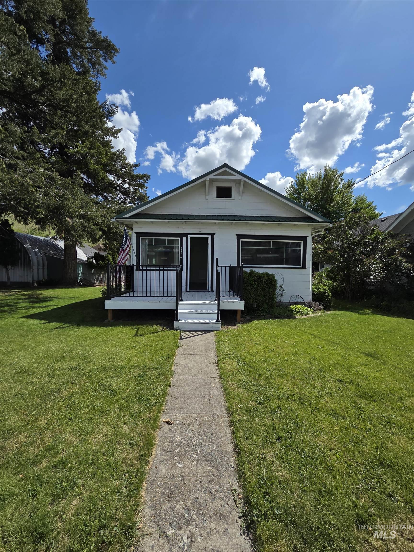 854 Columbia St, Pomeroy WA 99347