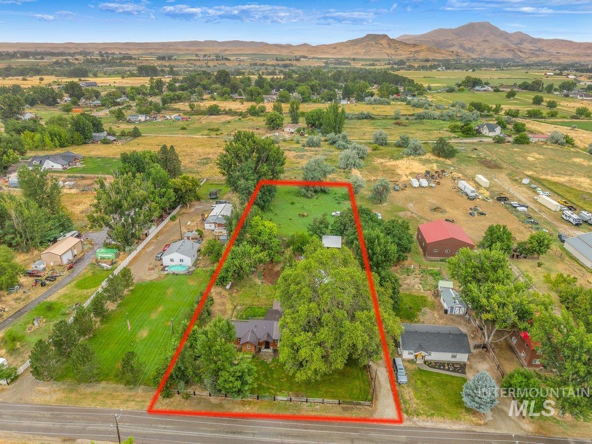 2246 E Locust St., Emmett ID 83617