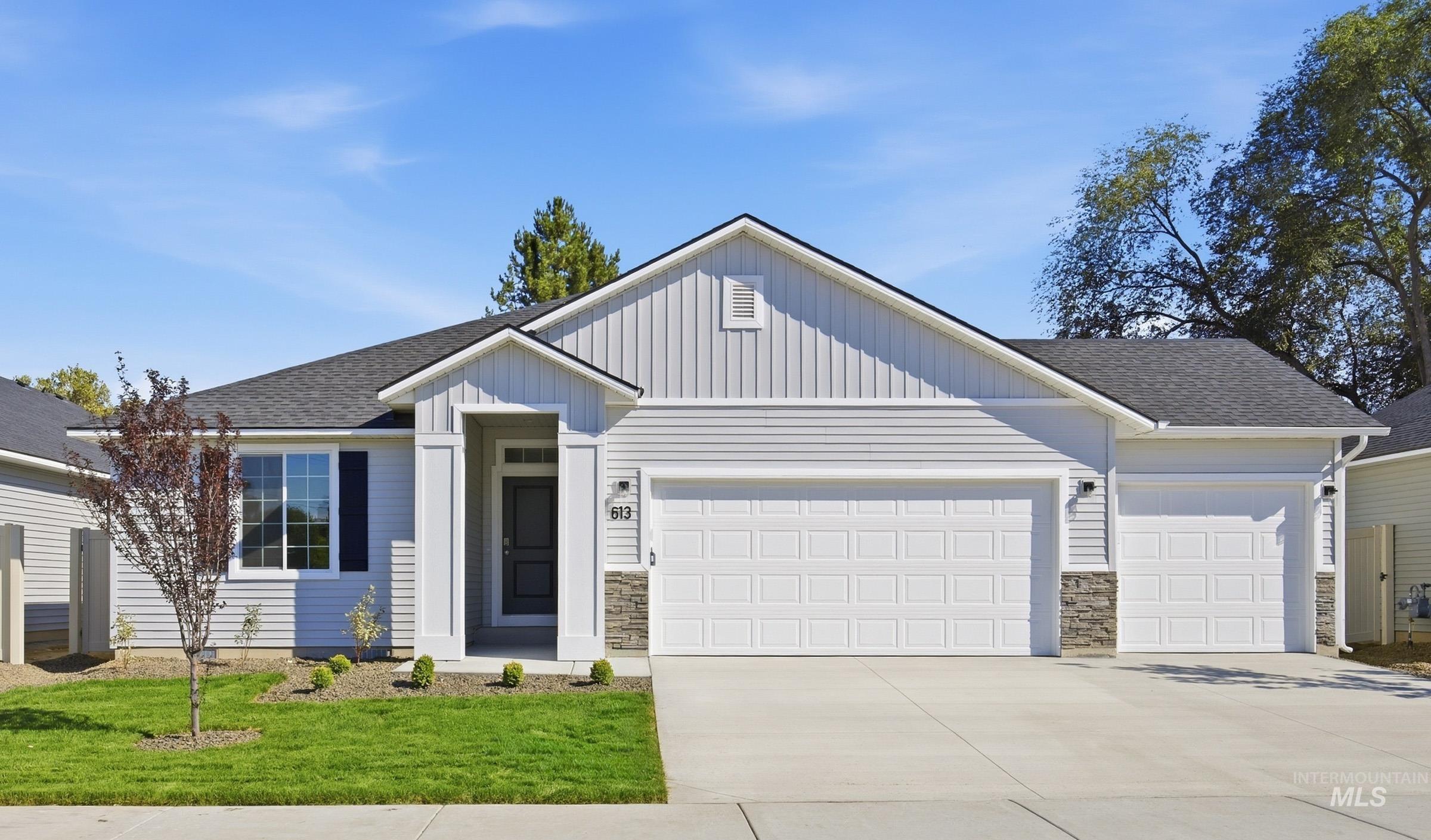 613 W Novak Dr, Emmett ID 83617