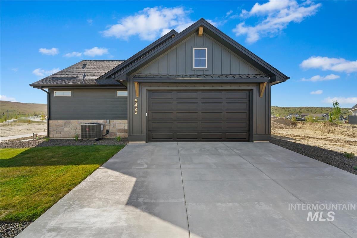6422 N Barholm Ln, Eagle ID 83616