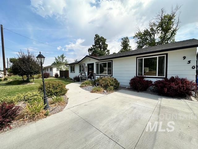 930 N 8th St, Payette ID 83661