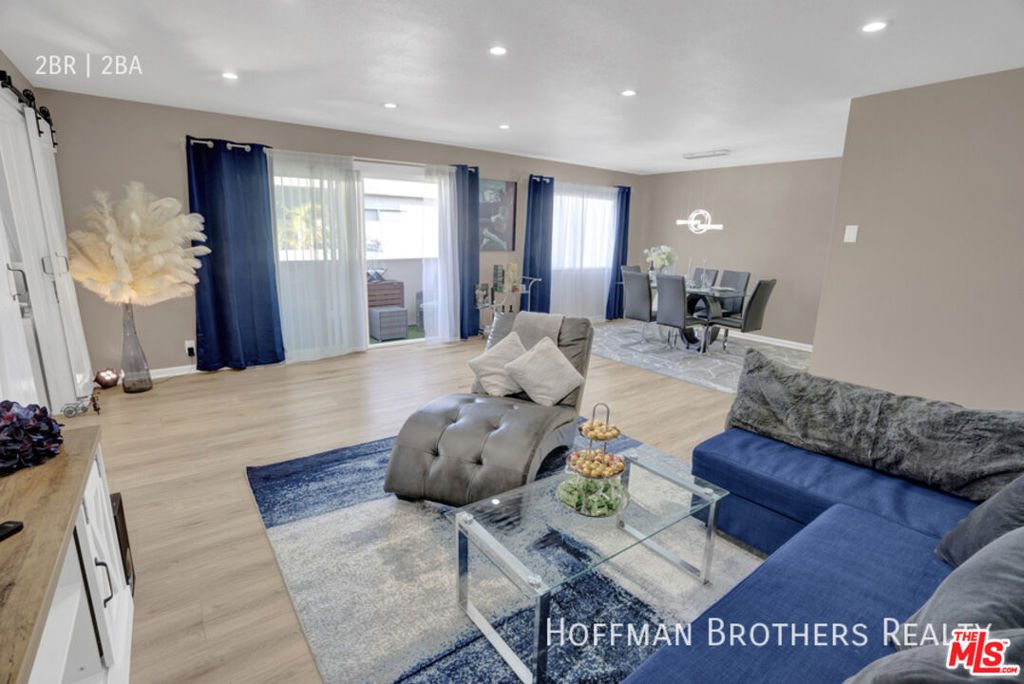 121 N Croft Avenue 308