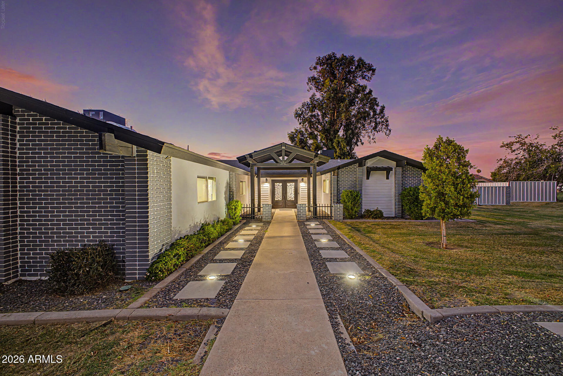 1040 W ENCINAS Street, Gilbert, AZ 85233