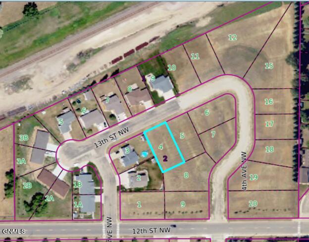 447 13th Street NW, Valley City, ND 58072
