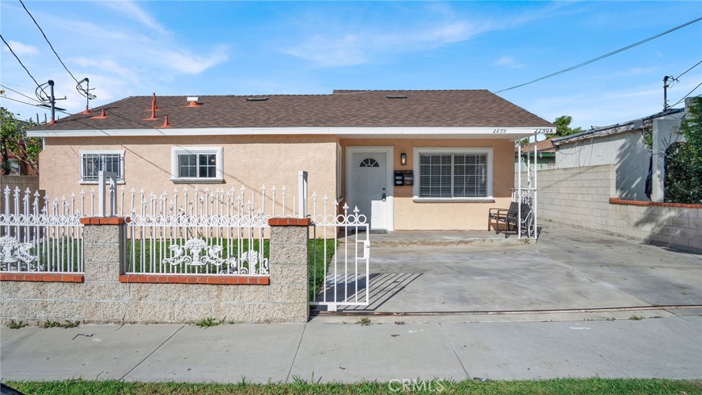 2239 W Lincoln Street