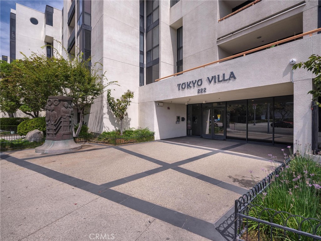 222 S Central Avenue 200