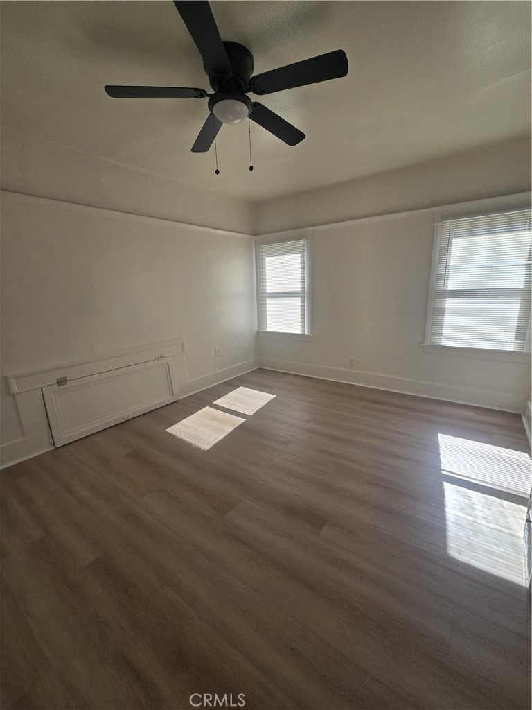 942 E 2nd 7