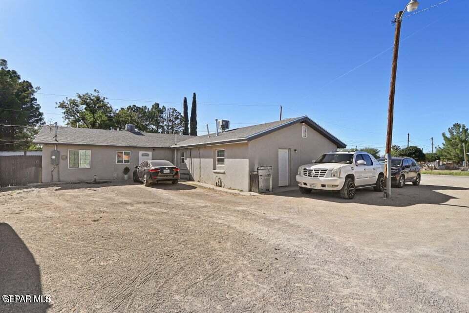176 LANZA Lane, Socorro, TX 79927