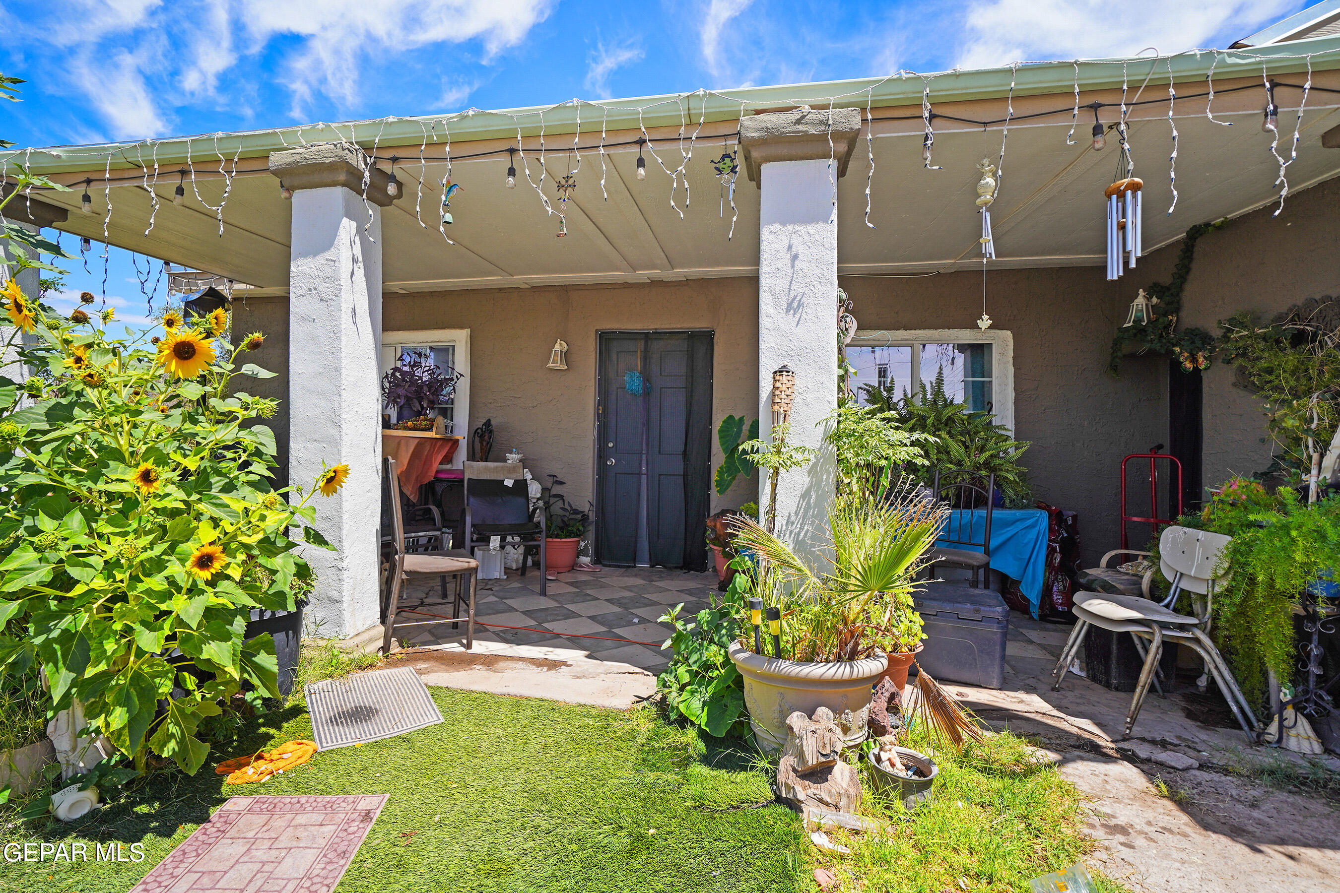 507 Nicholas Road, Socorro, TX 79927