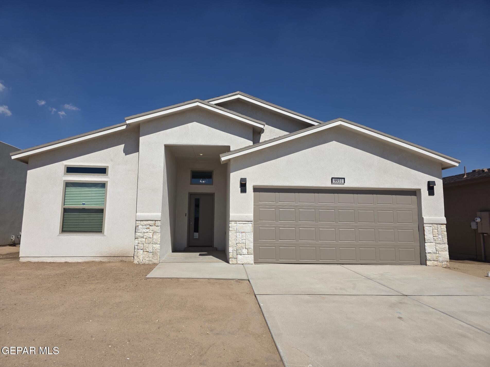 9931 Rhiannon Place, Socorro, TX 79927