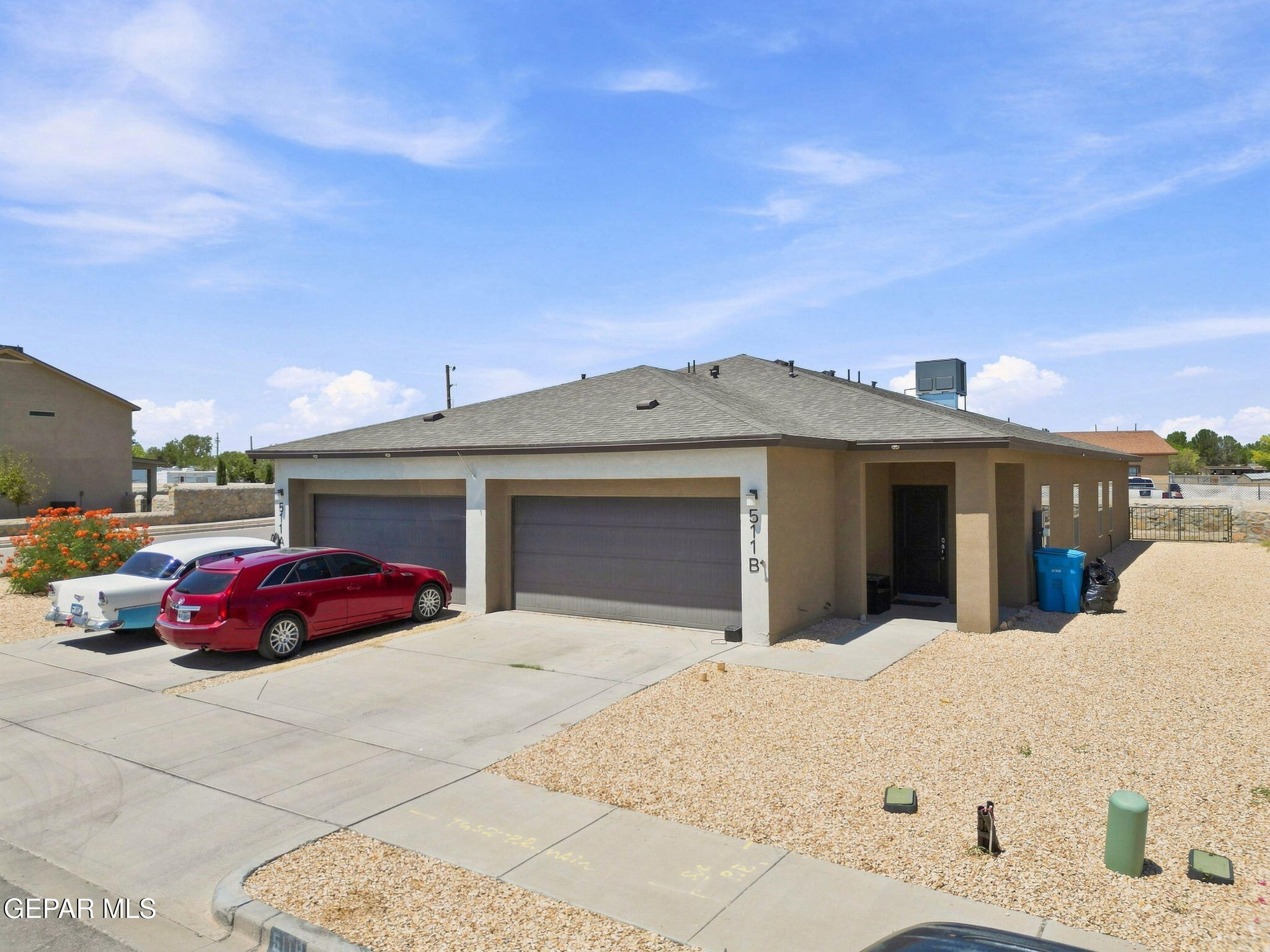 511 DUSK VIEW Street B, Socorro, TX 79927