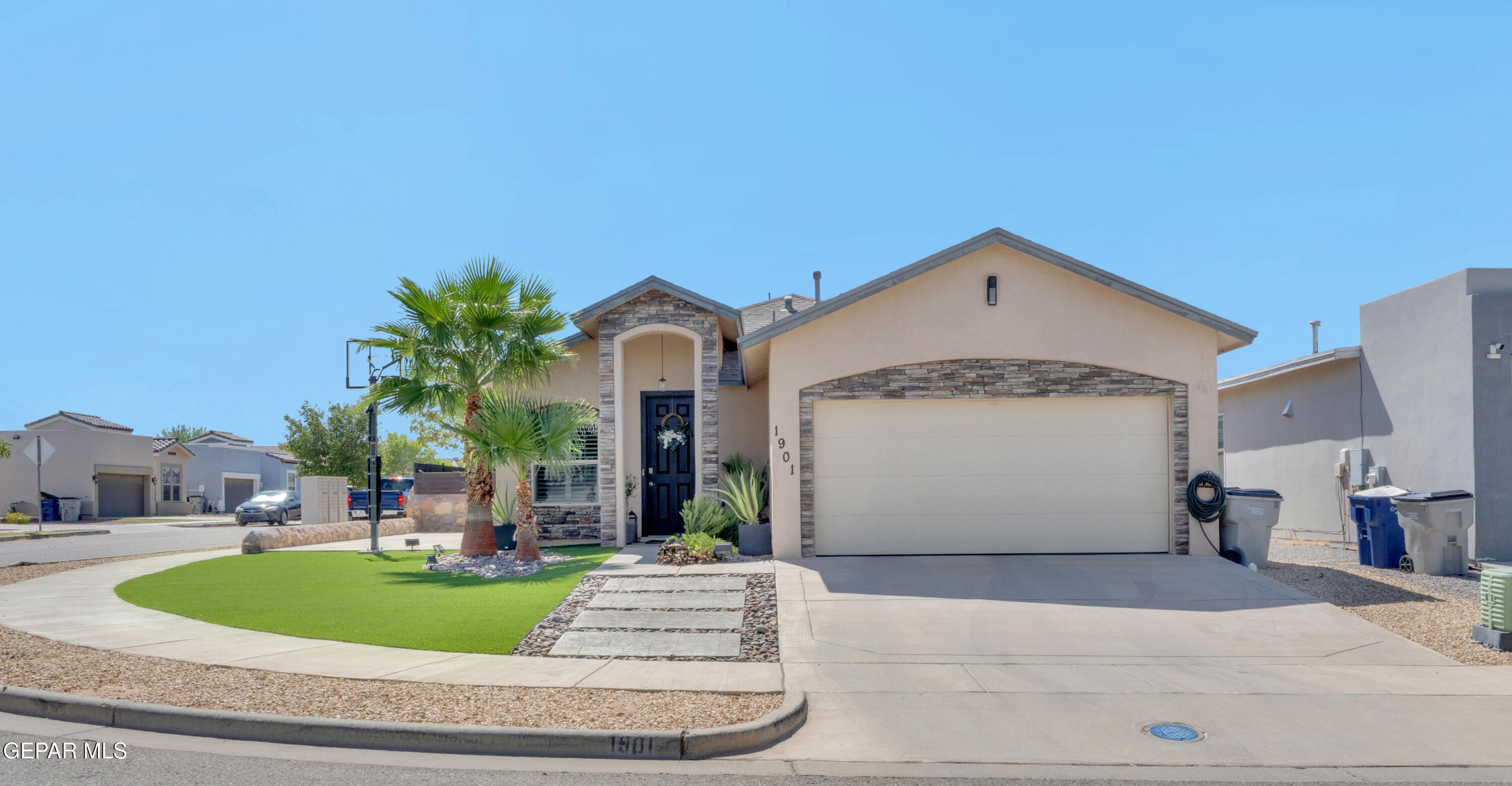1901 RICHARD WOOTEN Place, El Paso, TX 79938