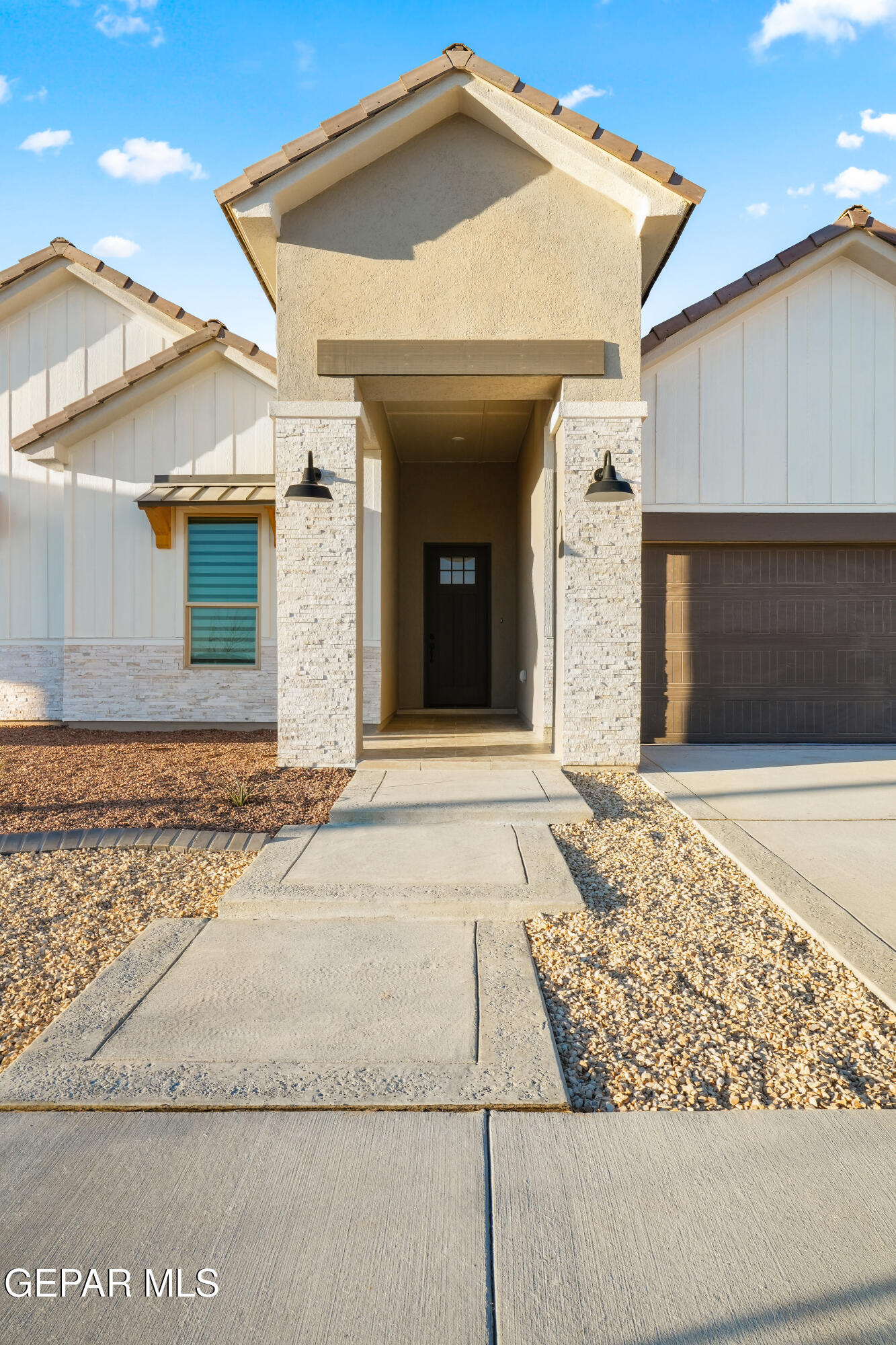 536 Paseo De La Reina Street, El Paso, TX 79928