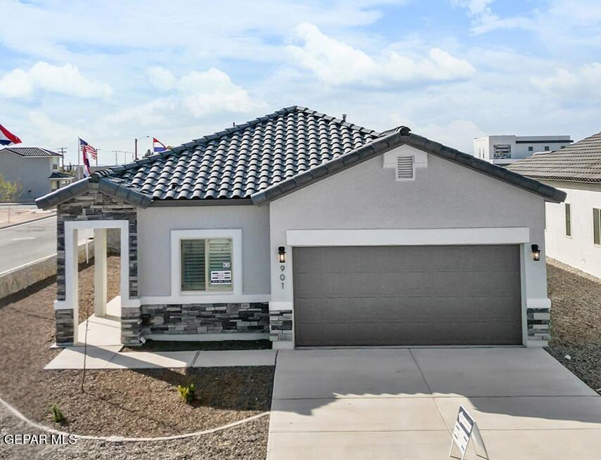 901 Indigo Sky Street, El Paso, TX 79928