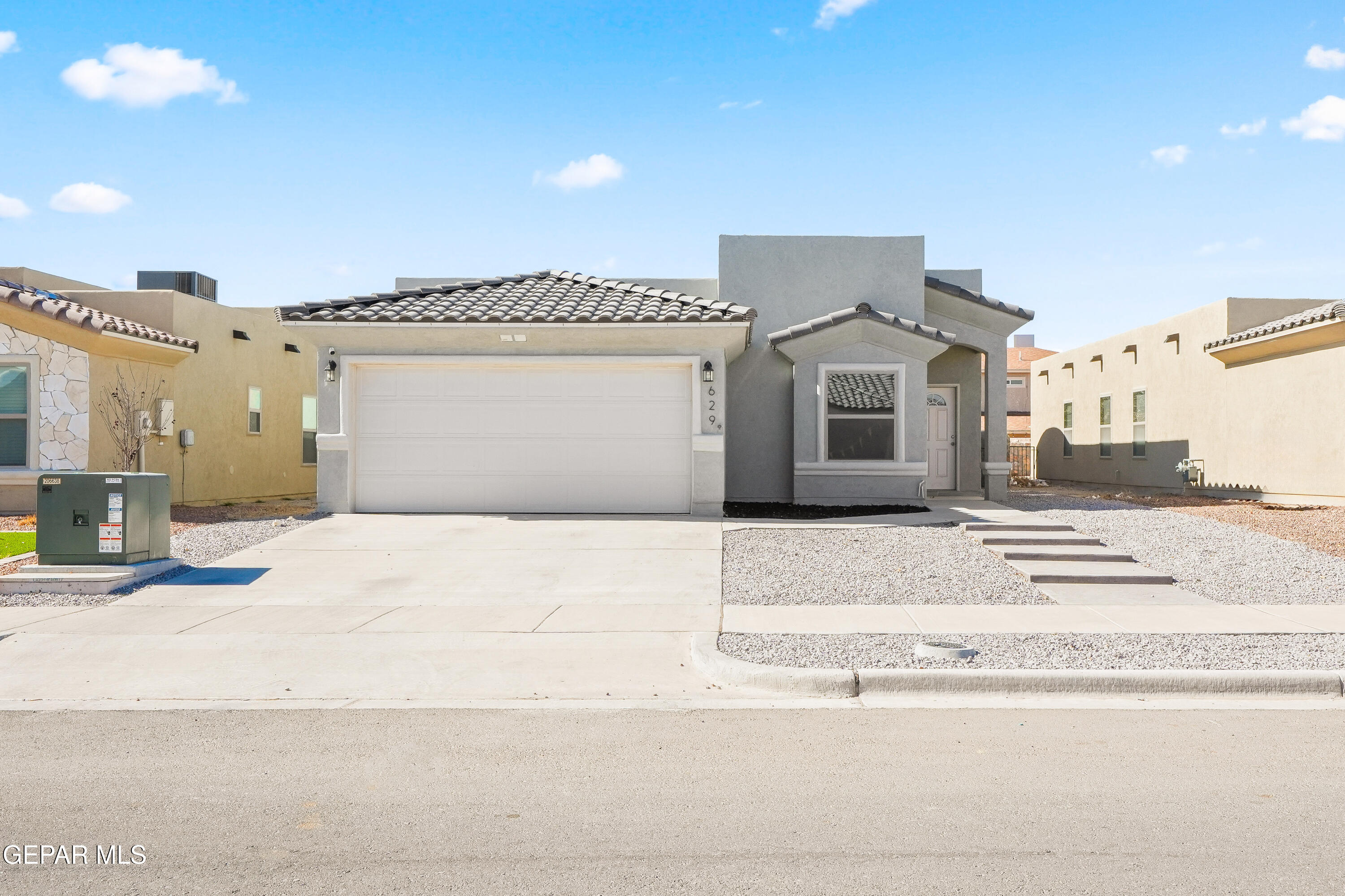 629 CEDARWOOD Avenue, El Paso, TX 79928