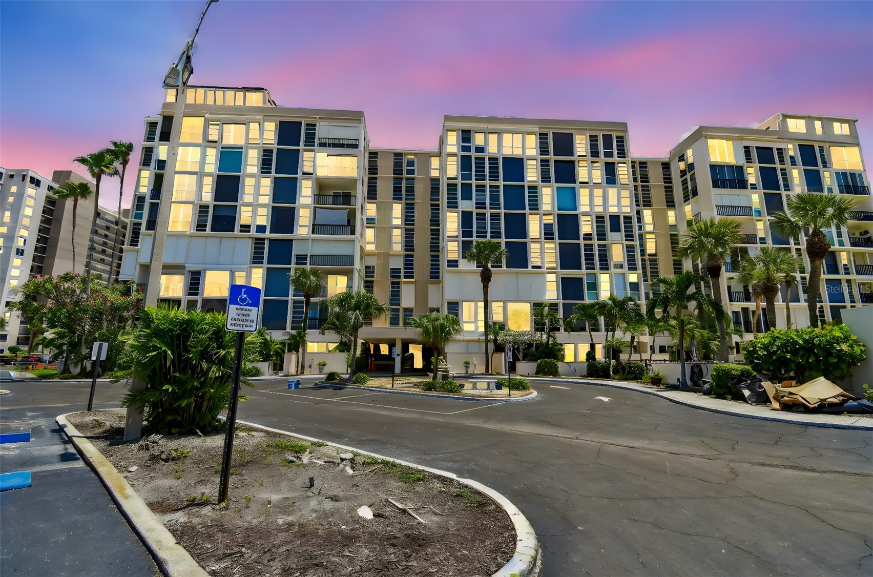 7400 SUN ISLAND DRIVE S 411