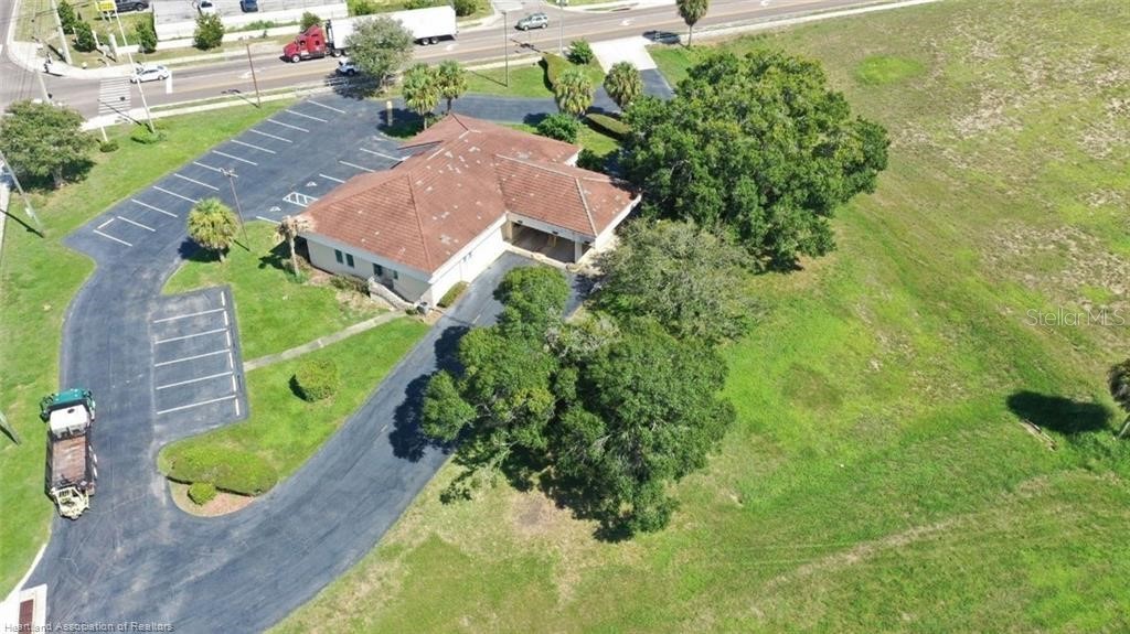 695 N SCENIC HIGHWAY
