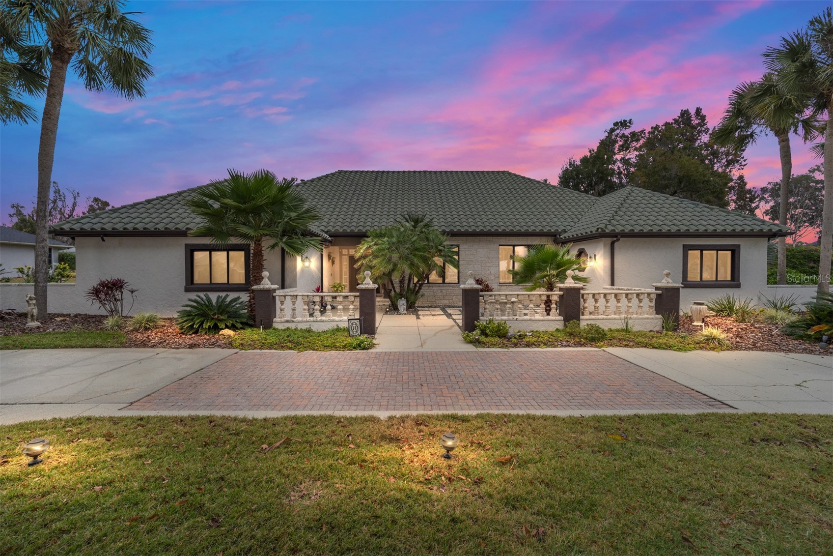 2023 SE LAUREL RUN DRIVE
