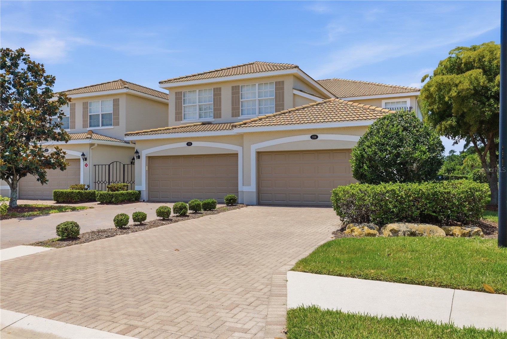424 WINDING BROOK LANE 104