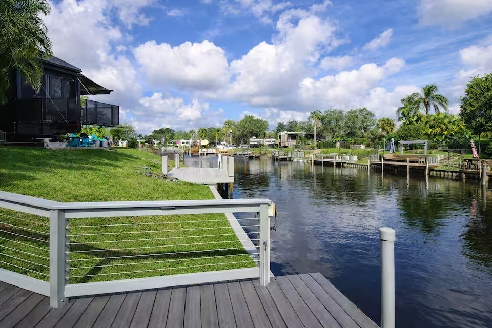 443 WATERWAY DRIVE