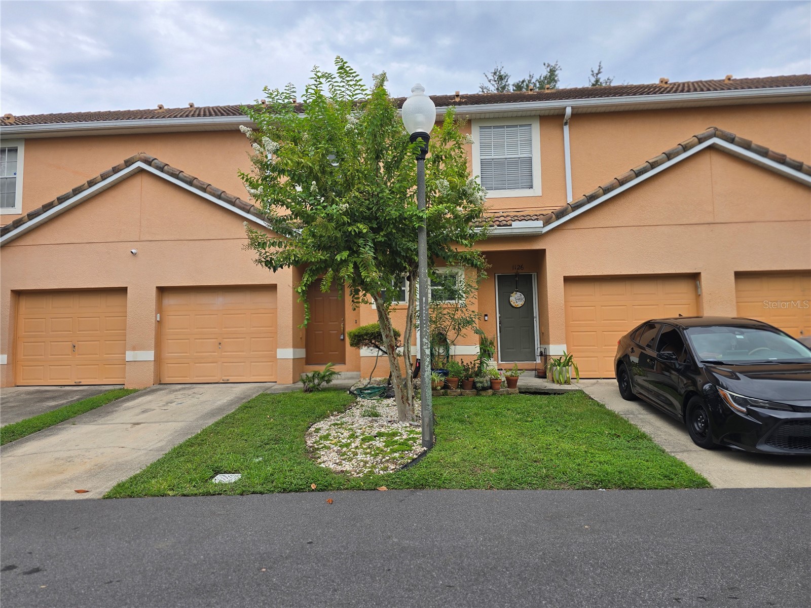 1124 N FAIRWAY DRIVE