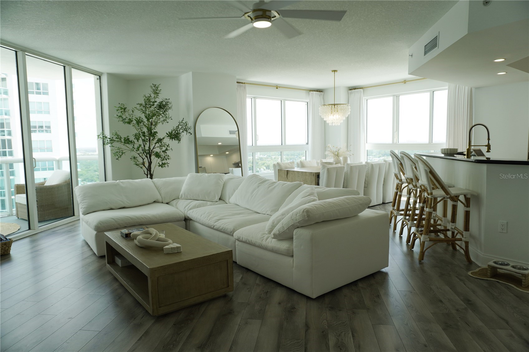 241 RIVERSIDE DRIVE 2009