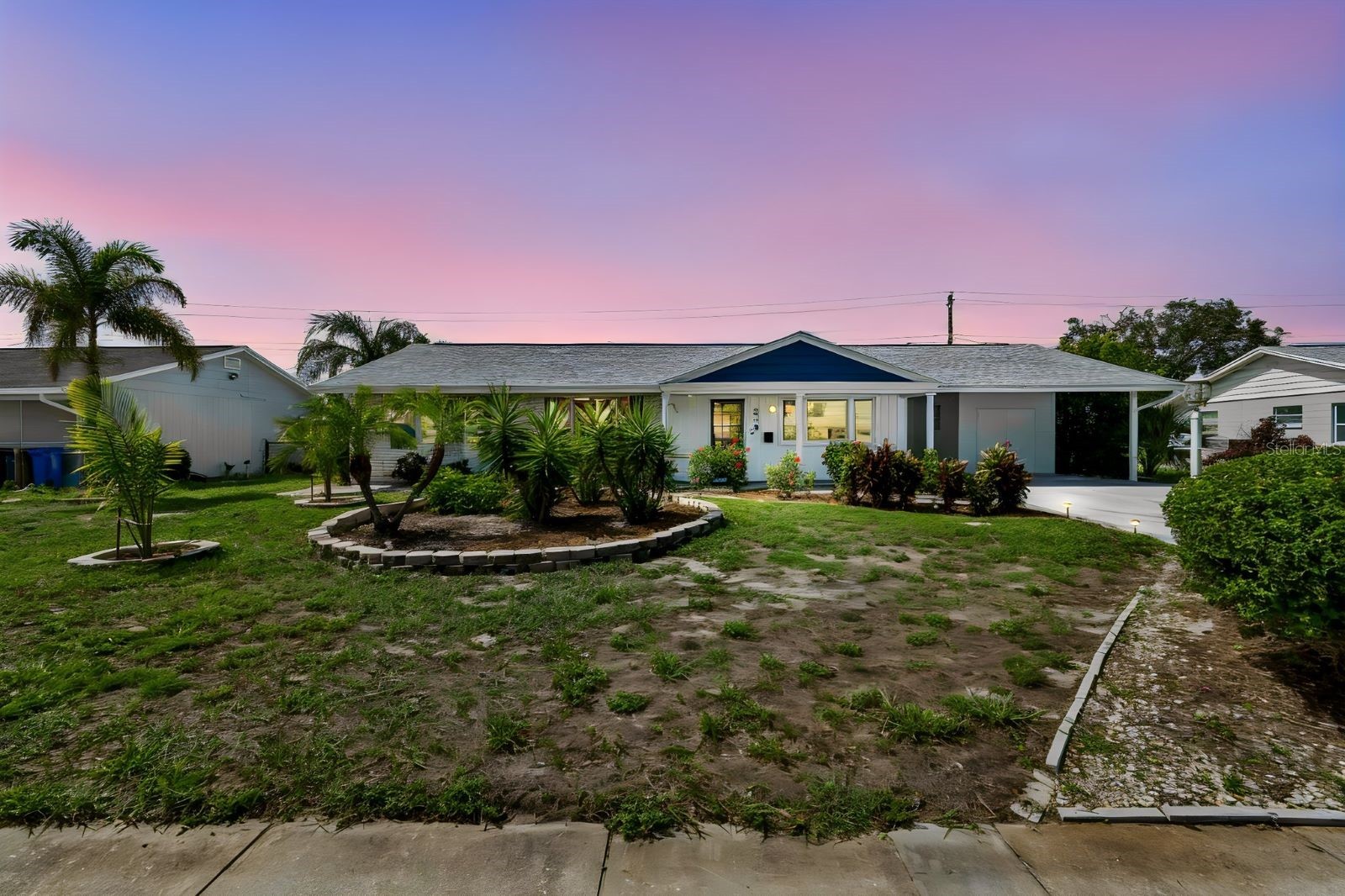 830 LA JOLLA AVENUE
