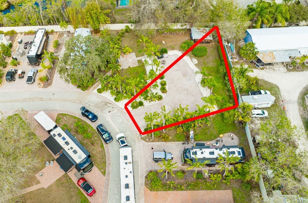 6861 AMANDA VISTA CIRCLE