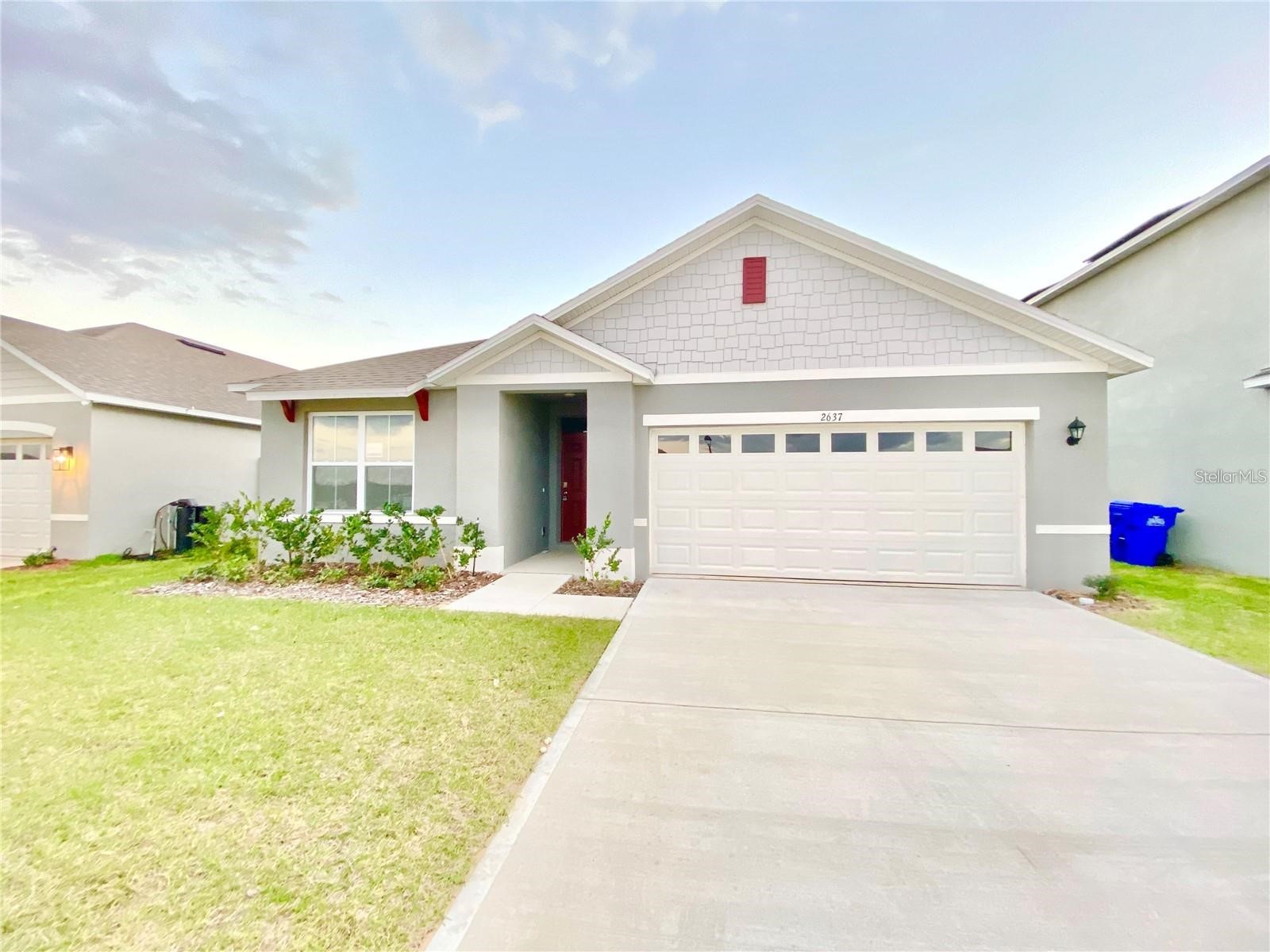 2637 ROWAN STREET