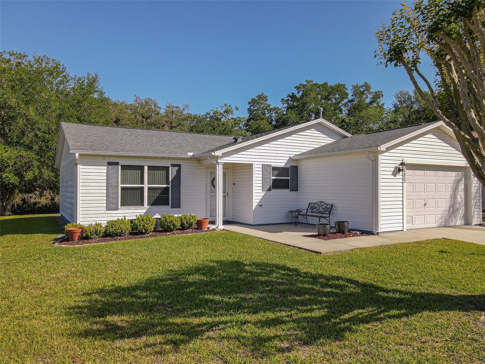 16852 SE 96TH CHAPELWOOD CIRCLE