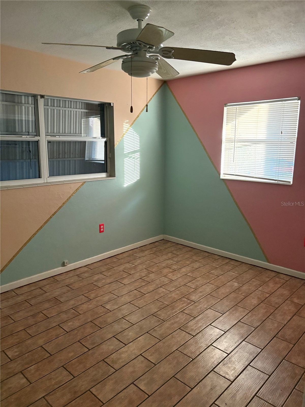 719 HILLSIDE AVENUE