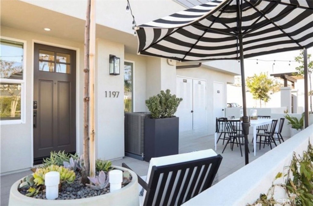 1197 Winslow Lane