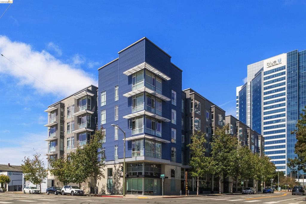 901 Jefferson St. 108