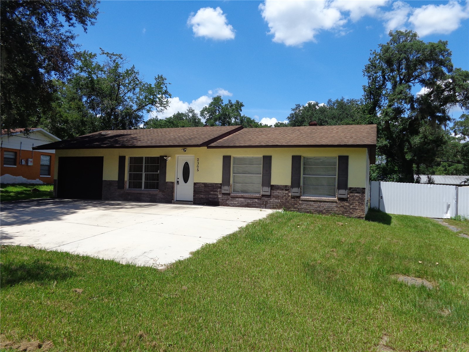 2305 NE 38TH STREET
