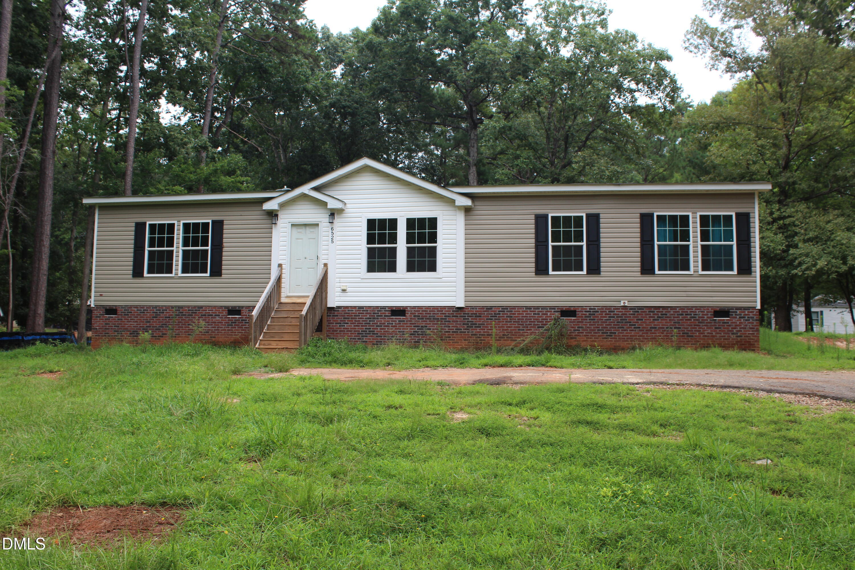 6525 Little Creek Road, Zebulon, NC 27597