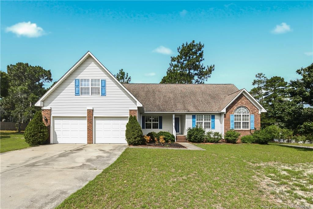 8229 Foxtrail Drive, Fayetteville, NC 28311