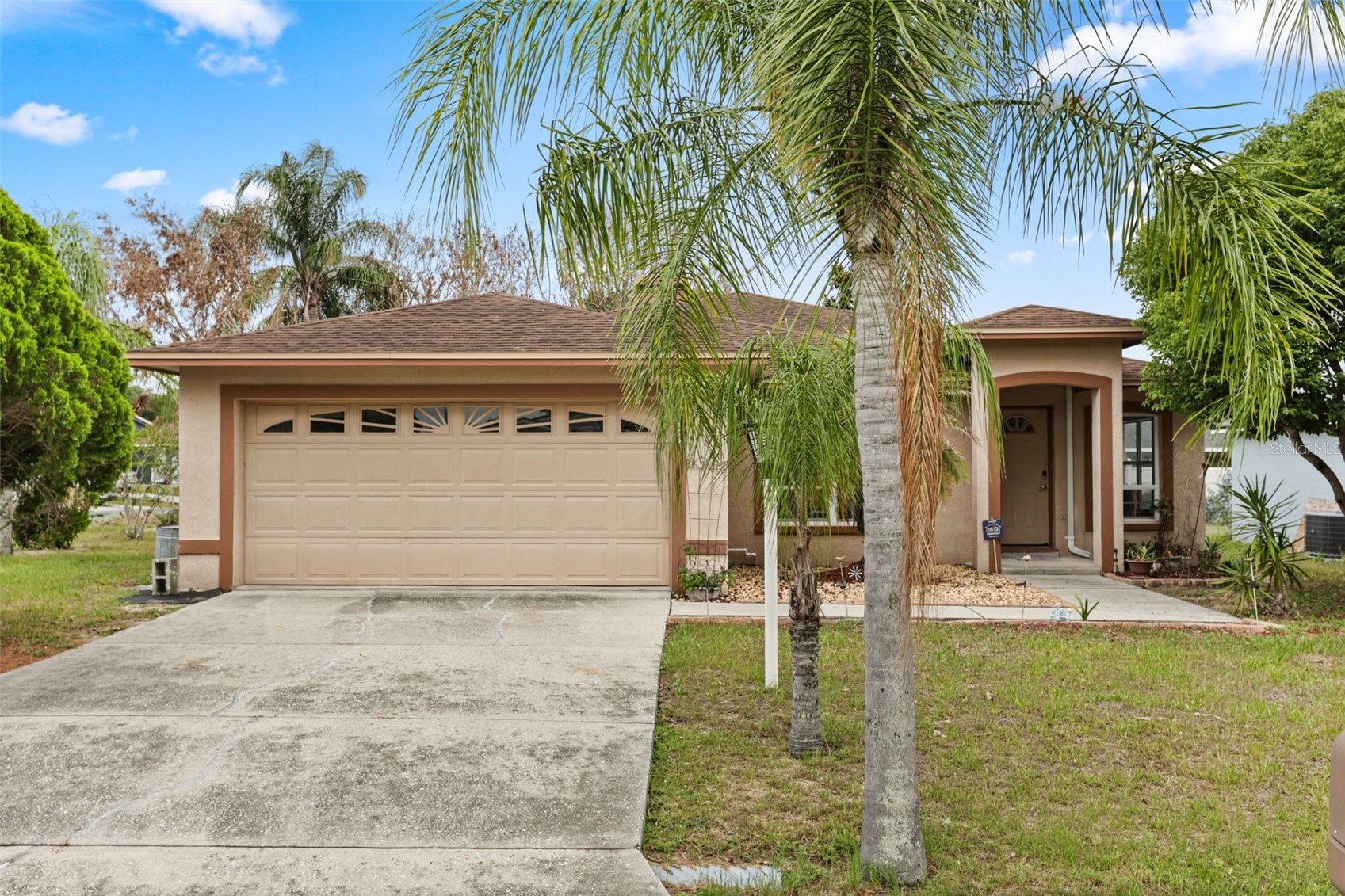 329 LAKE DAISY LOOP